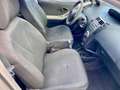 Toyota Yaris Pequeño Manual de 5 Puertas Beige - thumbnail 10