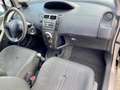 Toyota Yaris Pequeño Manual de 5 Puertas Beige - thumbnail 9