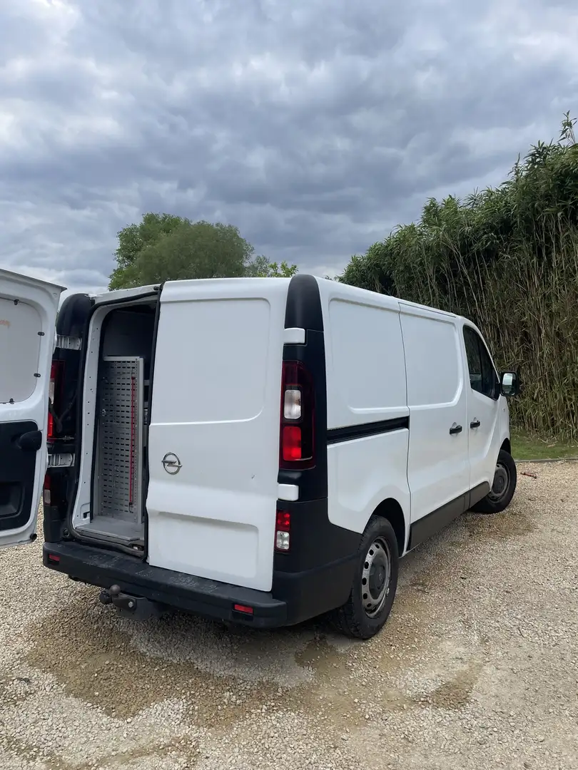 Opel Vivaro 1.6 D (CDTI) L2H1 - 2