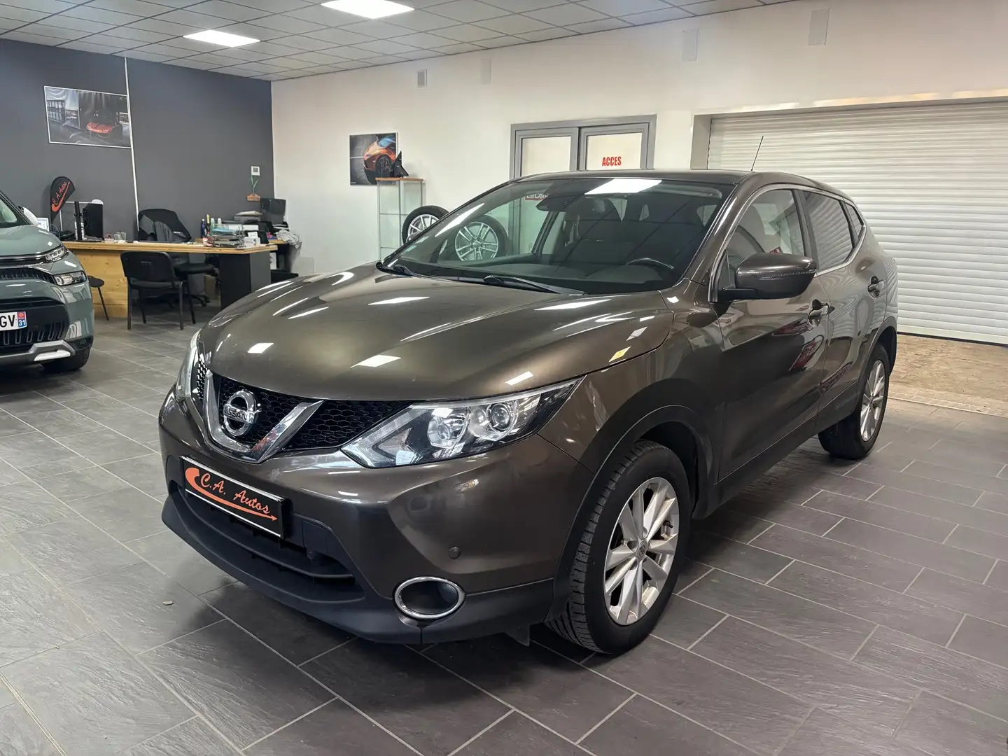 Nissan Qashqai 1.5 DCI 110CH CONNECT EDITION Brun - 1
