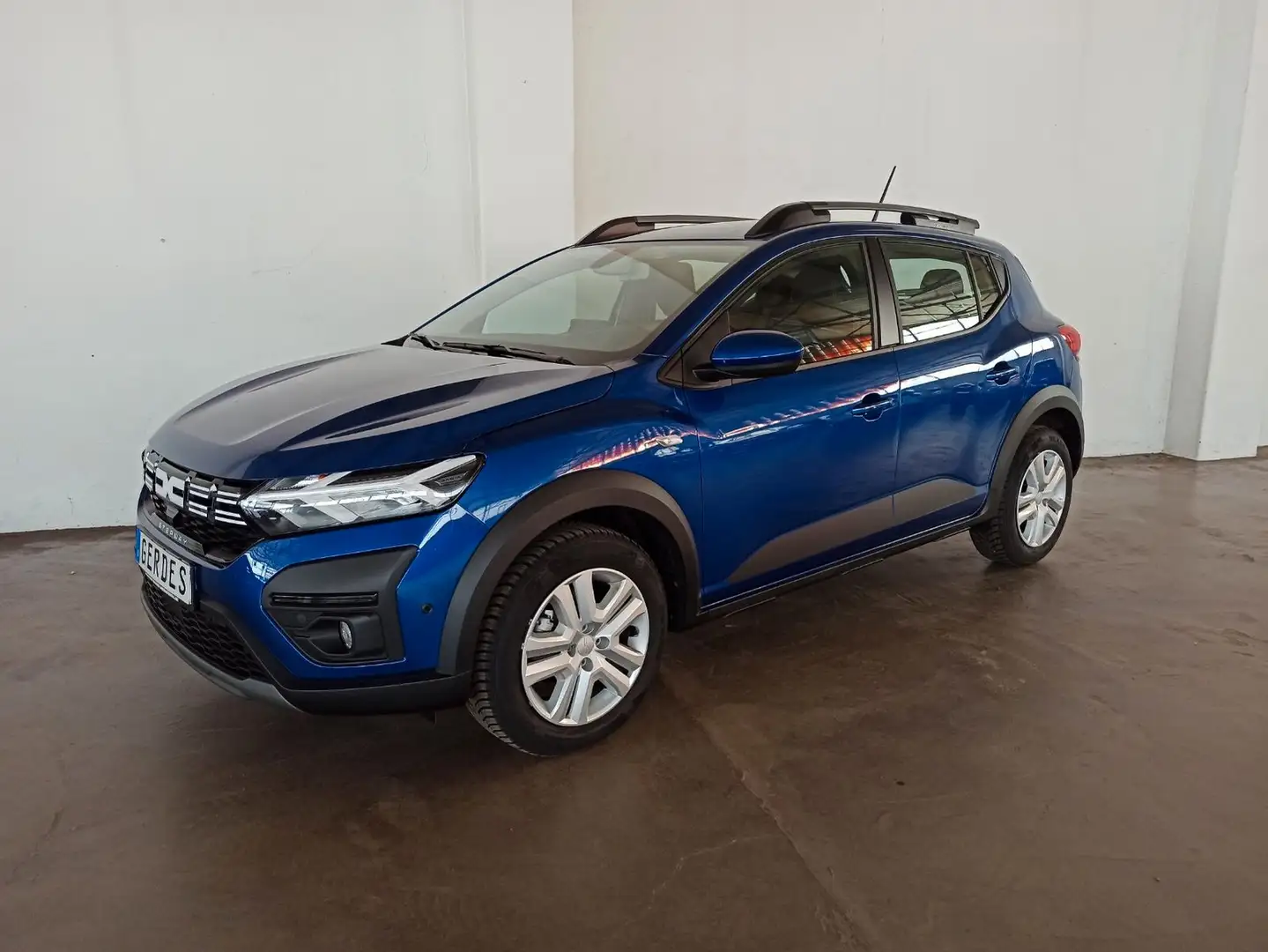 Dacia Sandero III Stepway Expression TCe 90 CVT Blau - 2