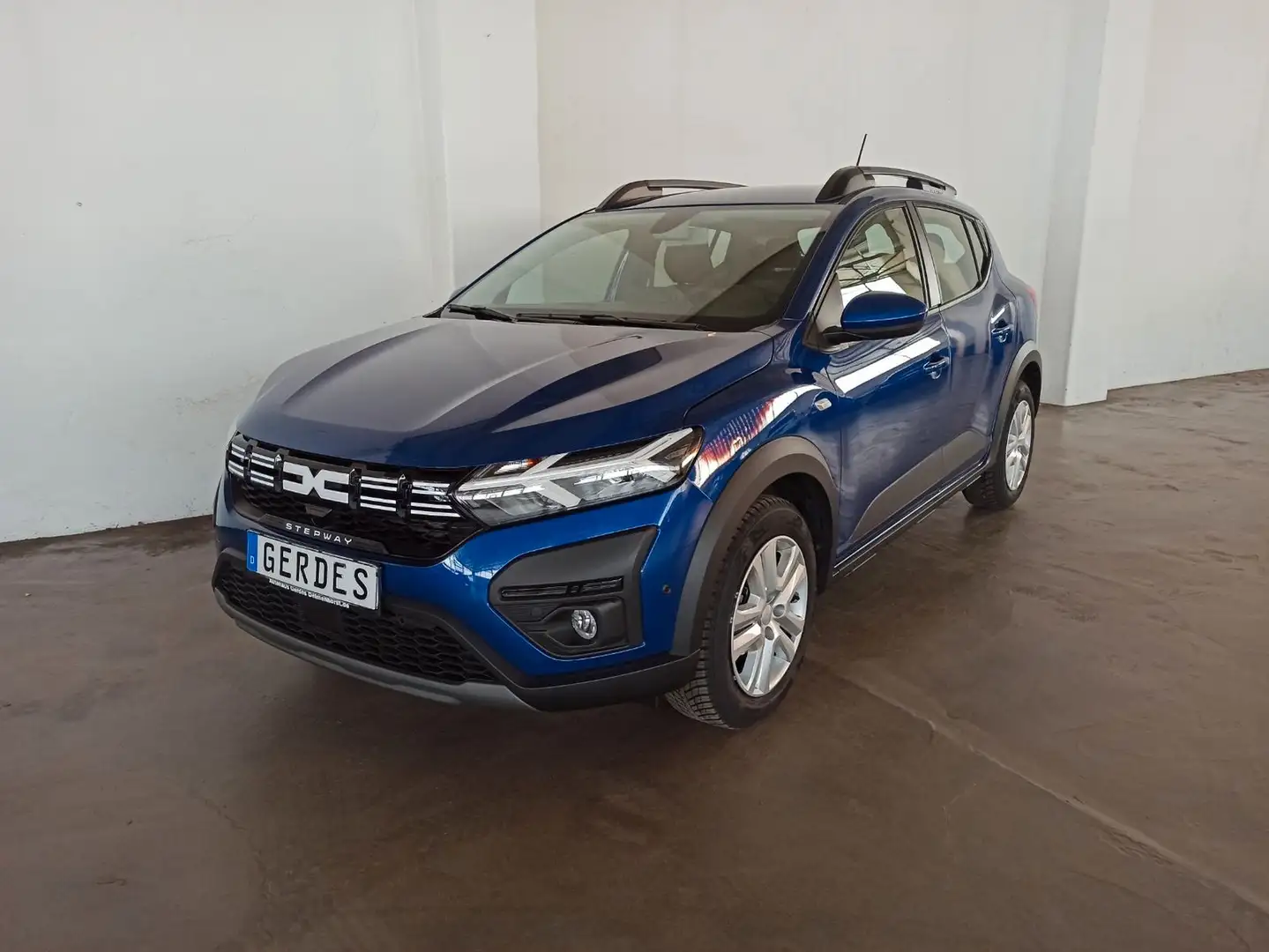 Dacia Sandero III Stepway Expression TCe 90 CVT Blau - 1