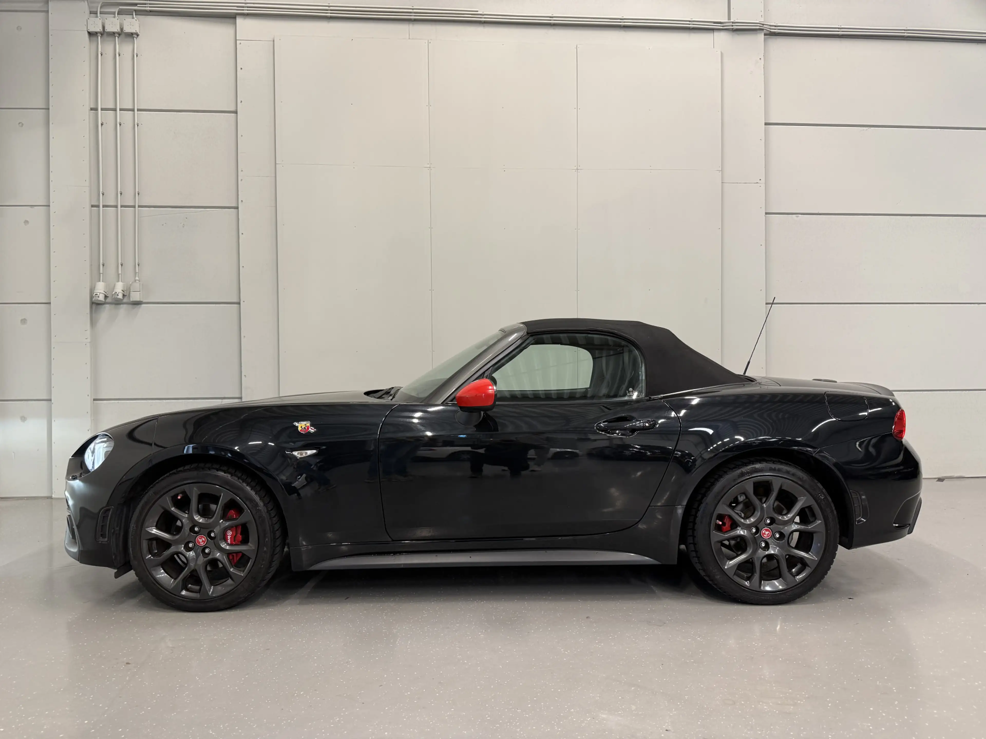 Fiat 124 Spider Abarth 1.4 MultiAir Turbo aut. LED/BOSE/ZWART-LEER — photo 7