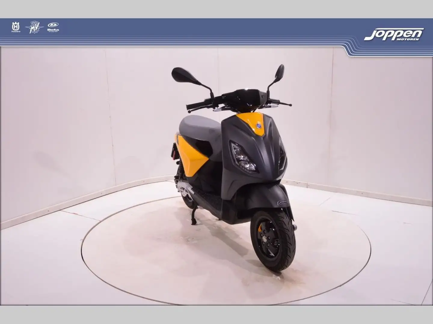Piaggio Piaggio 1 active electric 60 Yellow - 2