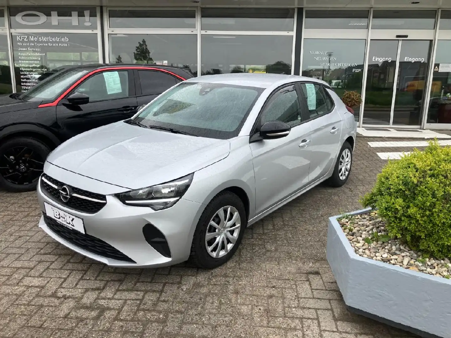 Opel Corsa Edition Silber - 1