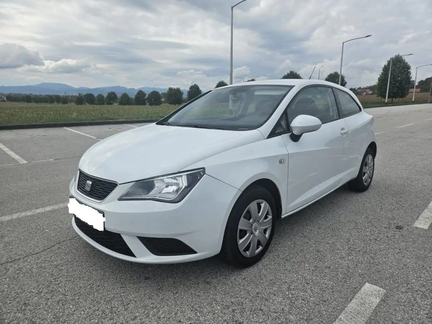 SEAT Ibiza Ibiza 1.4 TDi Reference Blanc - 1
