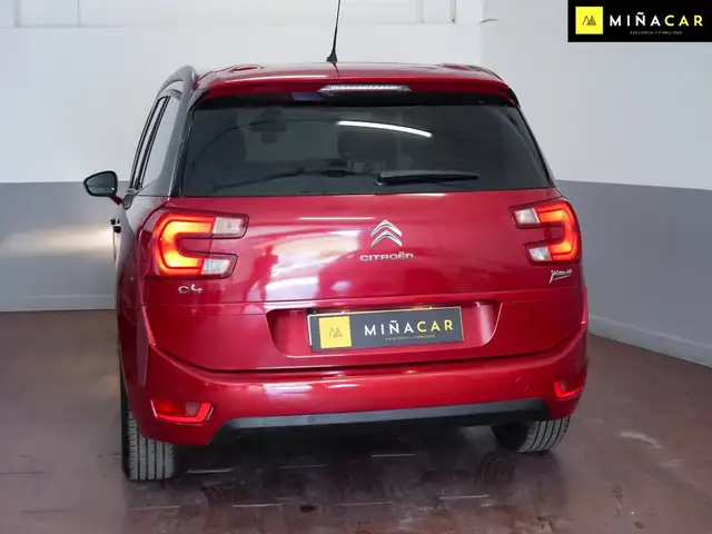Citroen C4 view 3