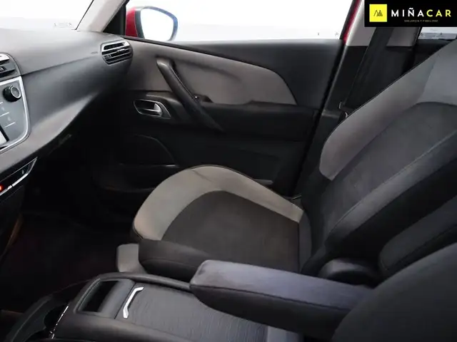 Citroen C4 view 19