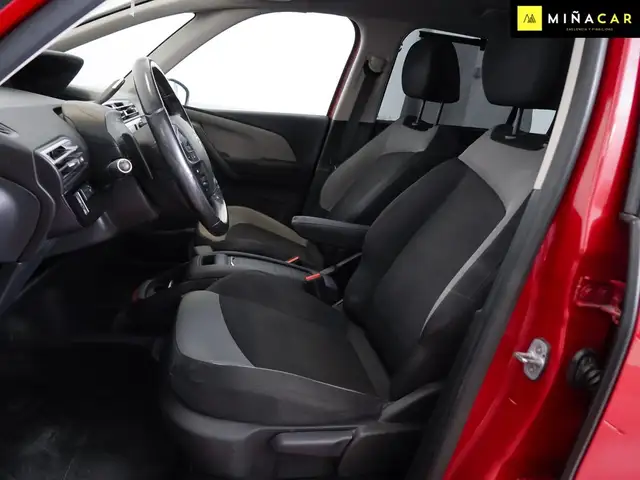 Citroen C4 view 6