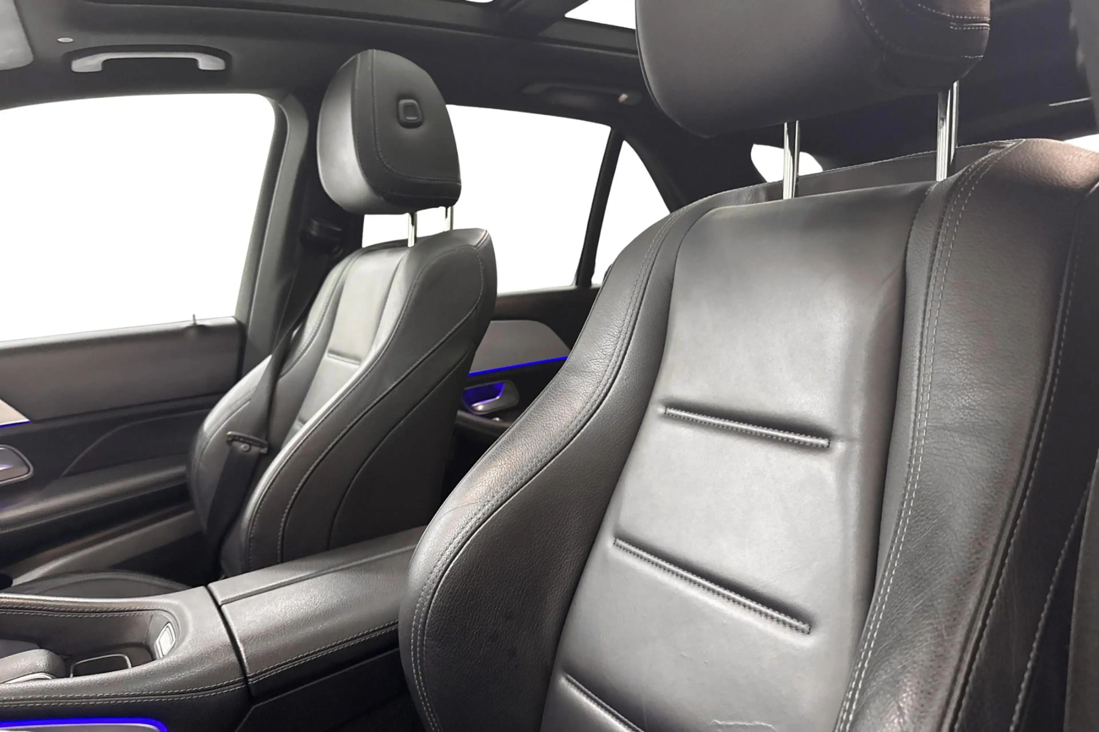 Mercedes-Benz GLE 350 GLE 350de 4MATIC AMG LINE — photo 31
