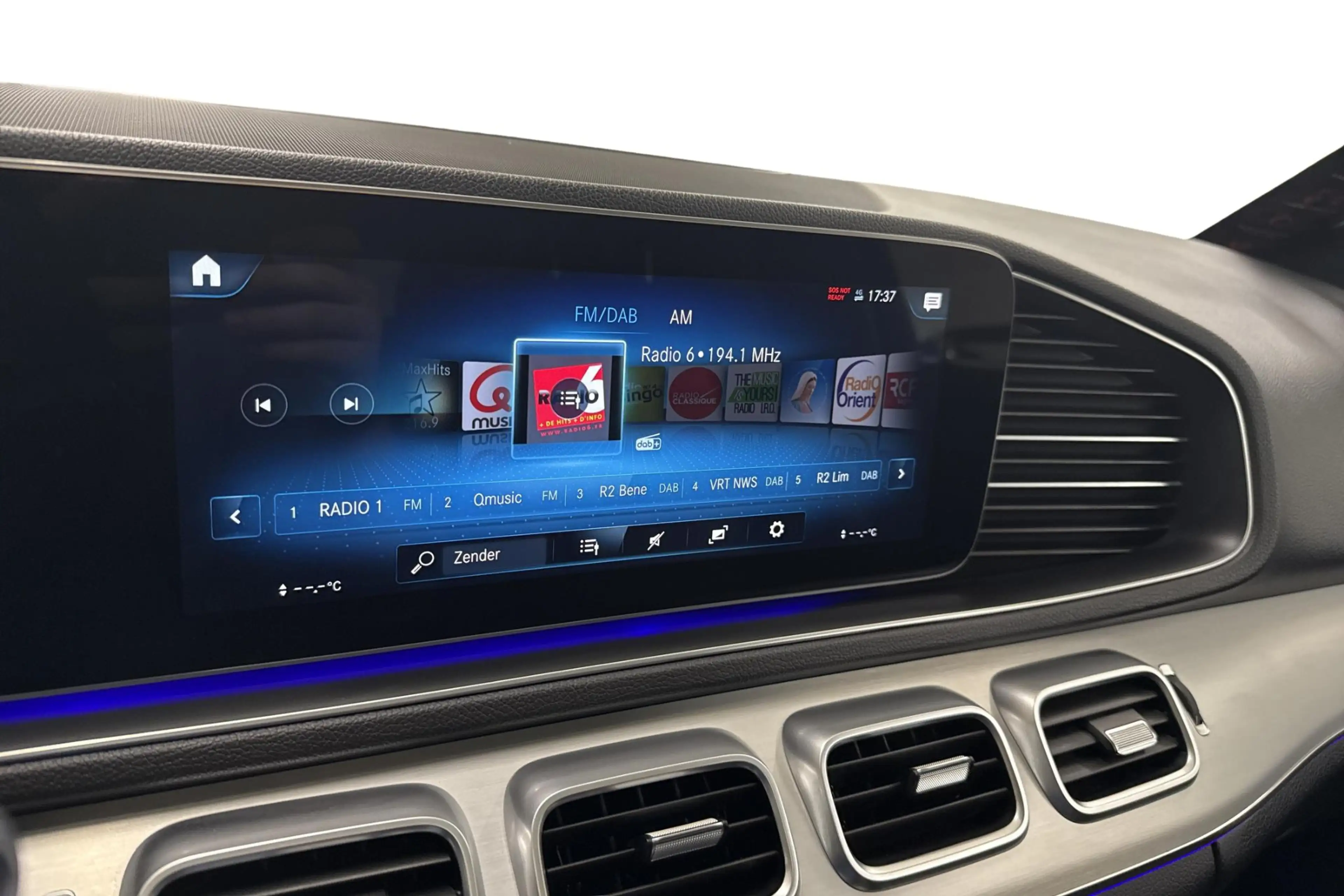 Mercedes-Benz GLE 350 GLE 350de 4MATIC AMG LINE — photo 16