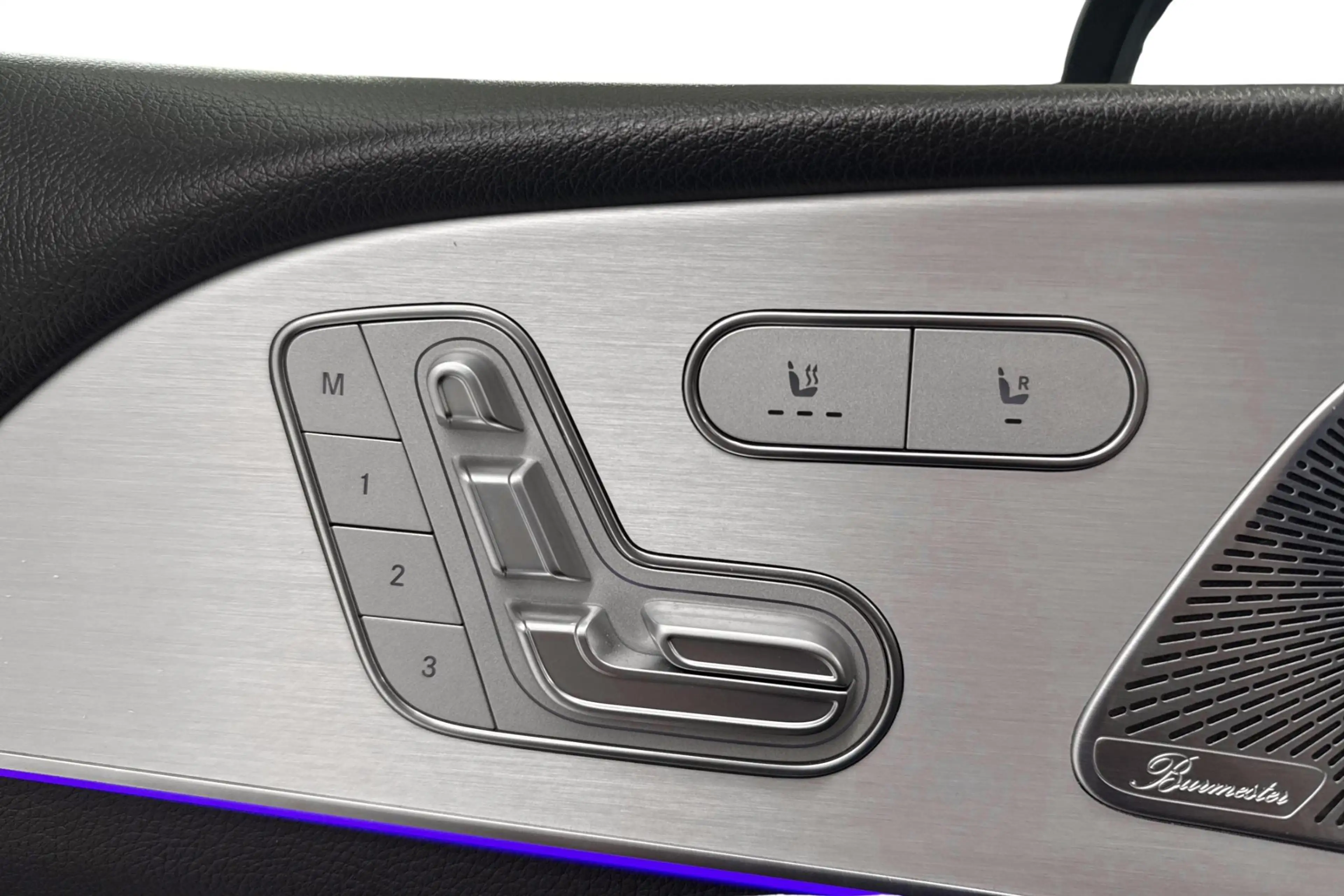 Mercedes-Benz GLE 350 GLE 350de 4MATIC AMG LINE — photo 28