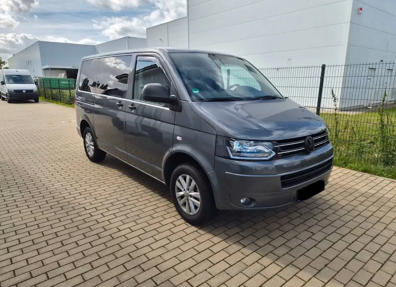 Volkswagen T5