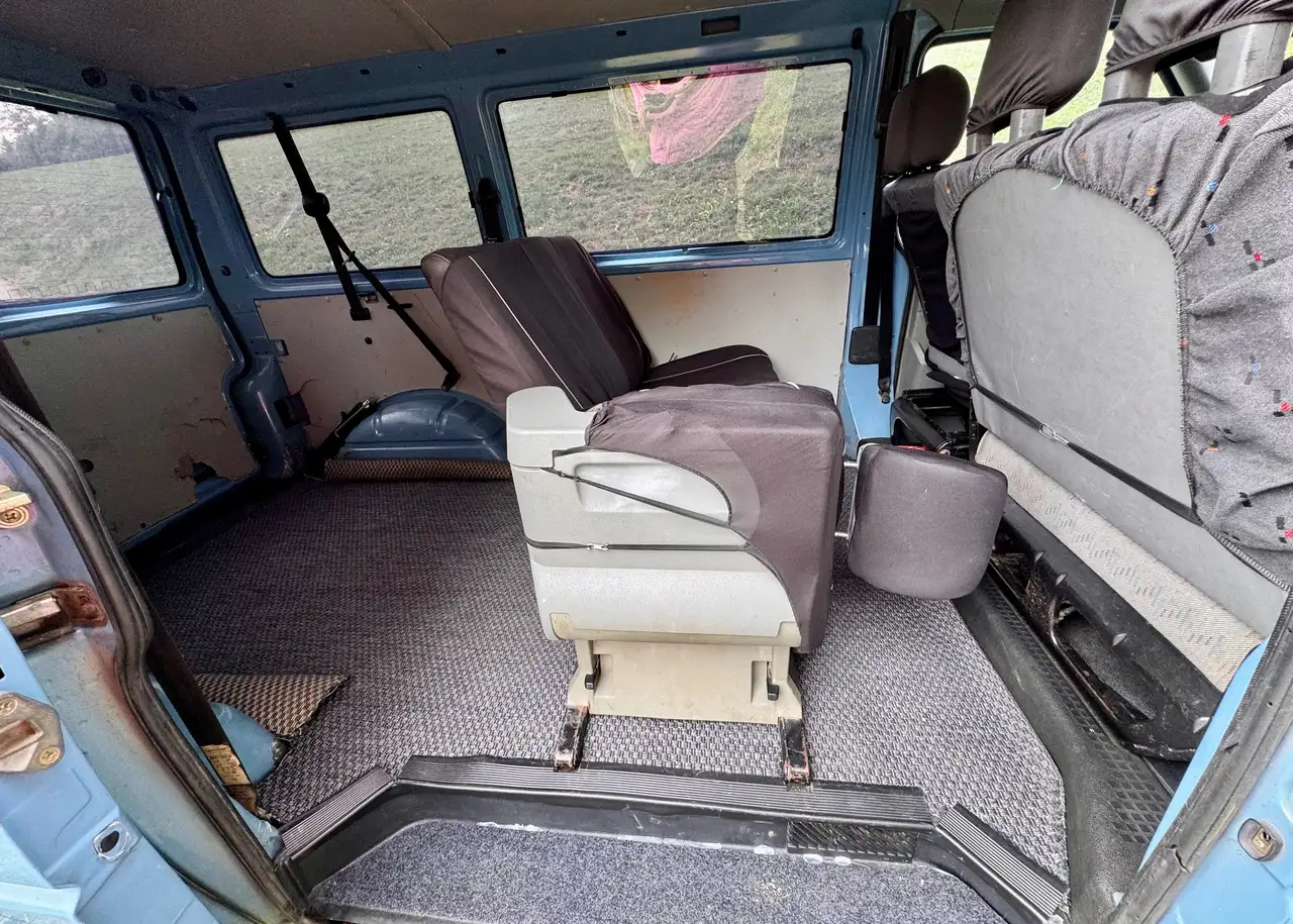 Volkswagen T4 Caravelle 70B2AACKK, foto 8