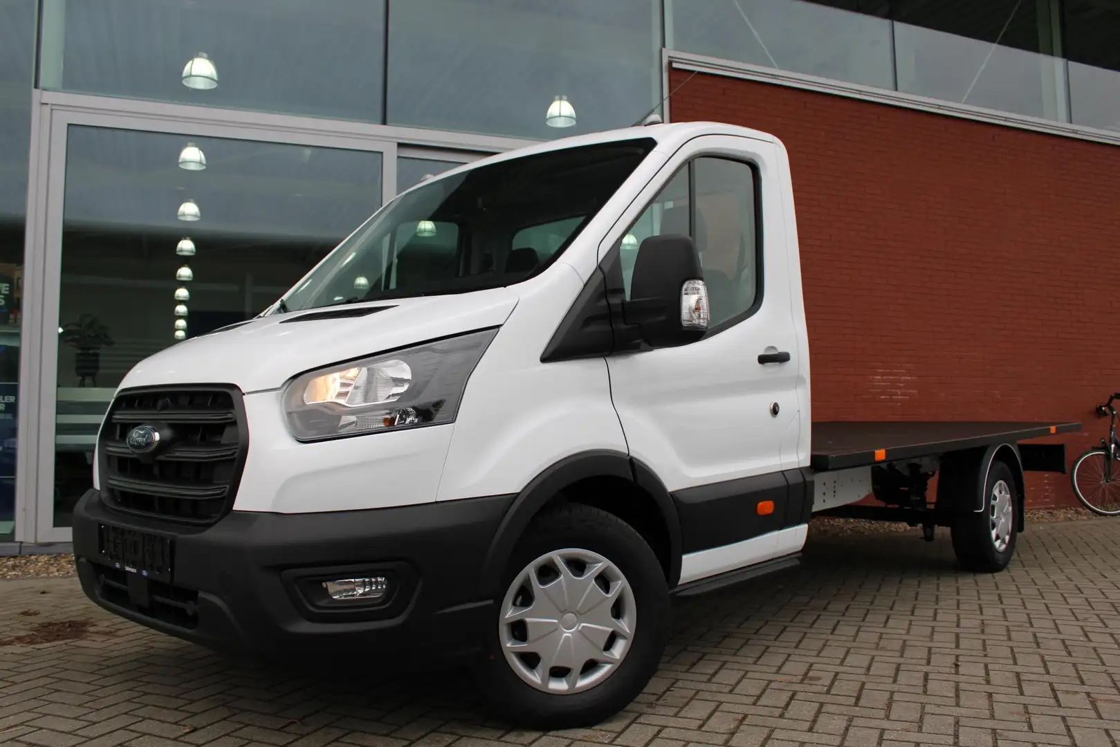 Ford Transit 350 2.0 TDCI L4H1 Trend Chassis cabine 129 PK | Au Wit - 2