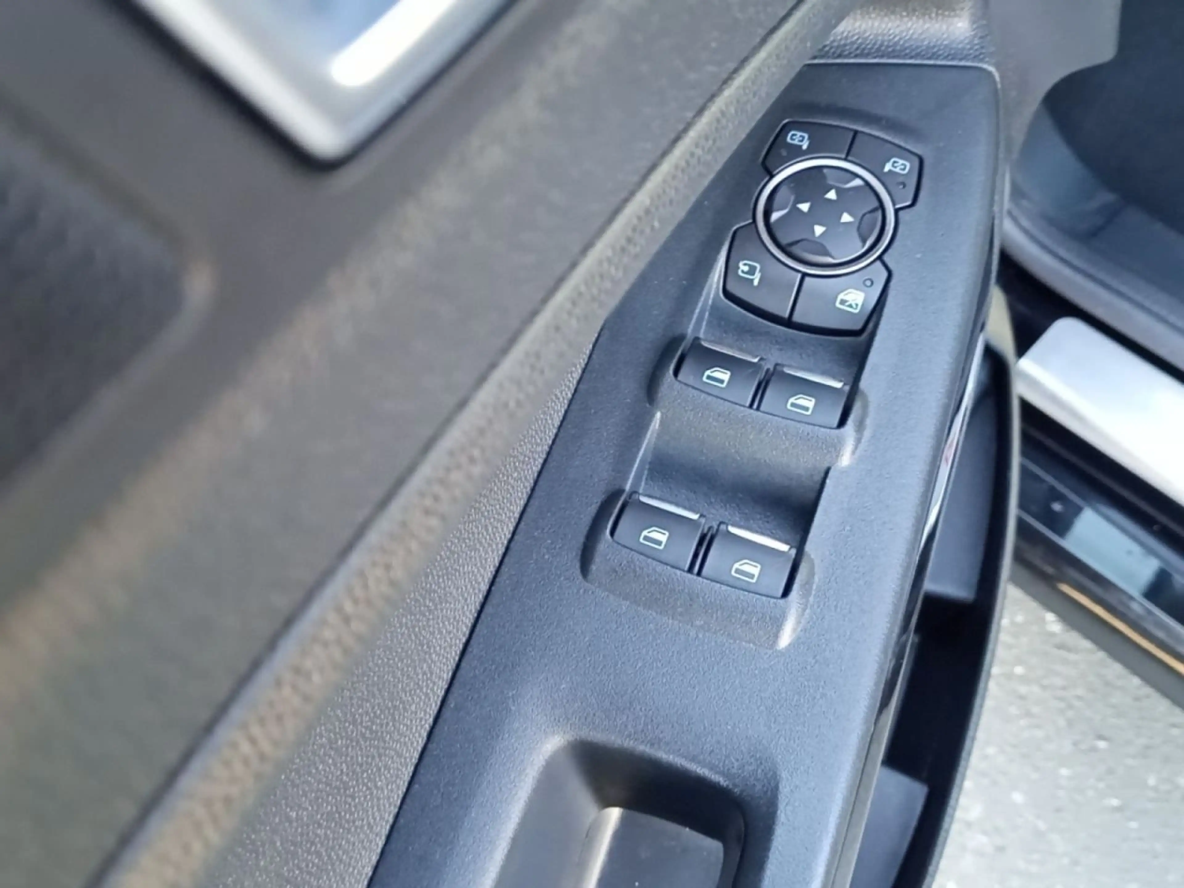 Ford EcoSport ST-Line — photo 15