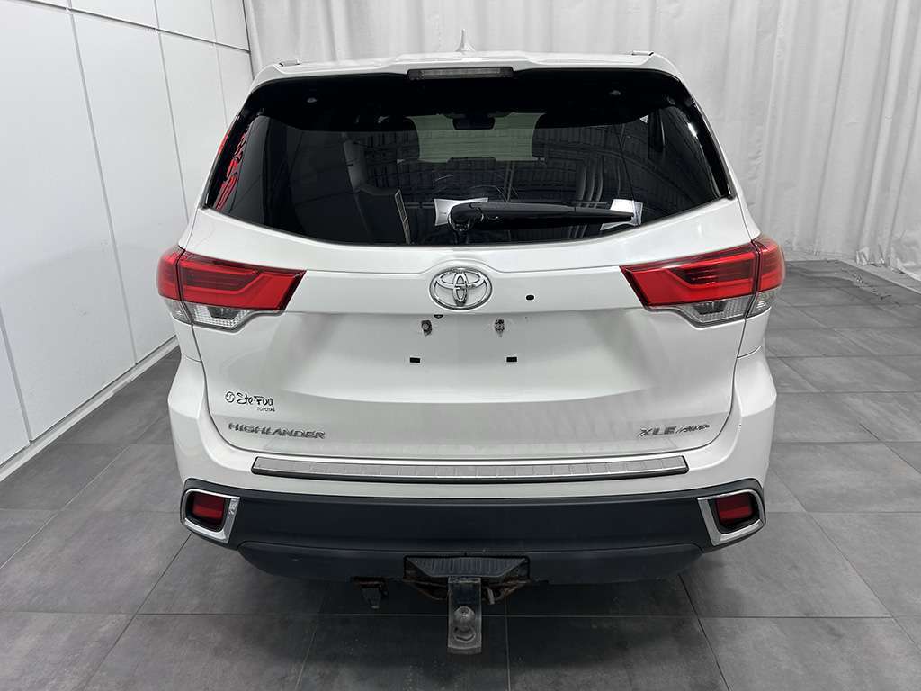 2019 Toyota Highlander XLE AWD - TOIT OUVRANT - SIEGES CHAUFFANTS - MAGS — снимка 1