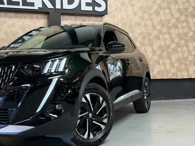 Peugeot 2008 view 2