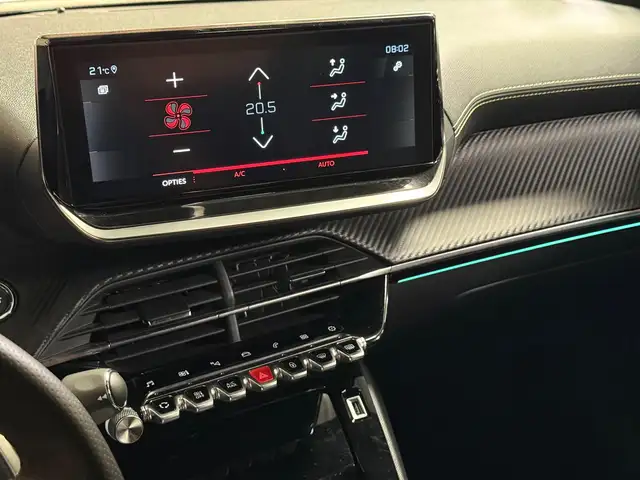 Peugeot 2008 view 18