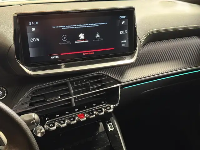 Peugeot 2008 view 17