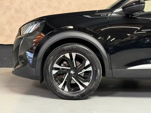 Peugeot 2008 view 6