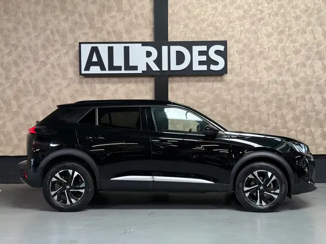 Peugeot 2008 view 9