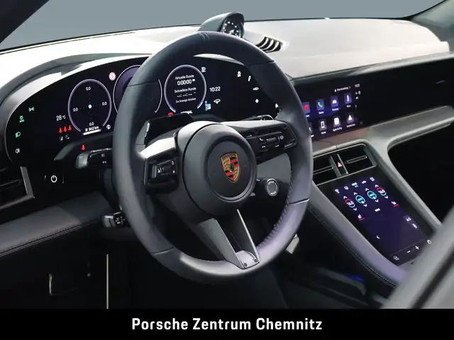 Porsche Taycan view 11
