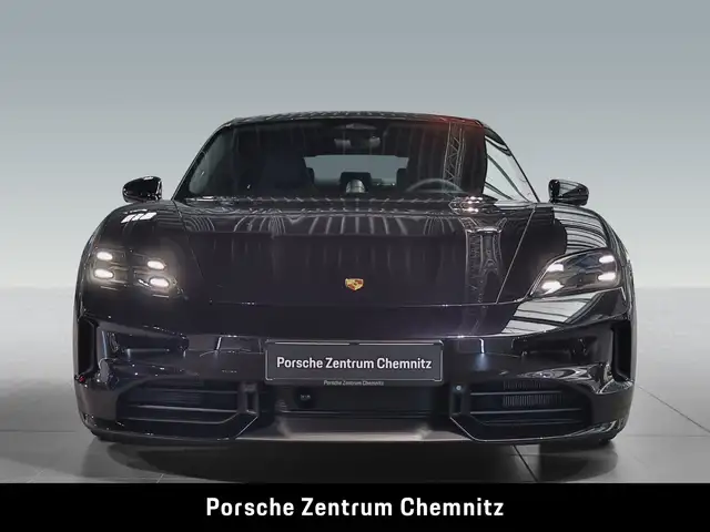 Porsche Taycan view 4