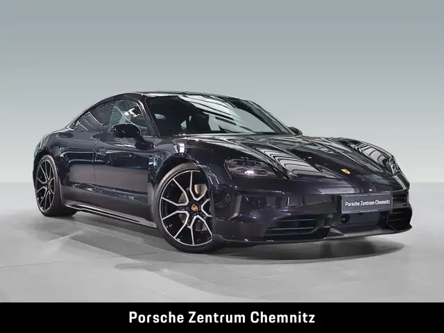 Porsche Taycan view 9