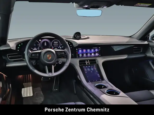 Porsche Taycan view 7