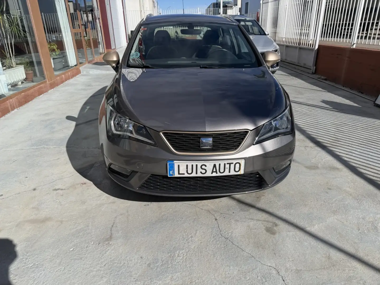 SEAT Ibiza ST 1.4TDI CR S&S Style 105 Gris - 2
