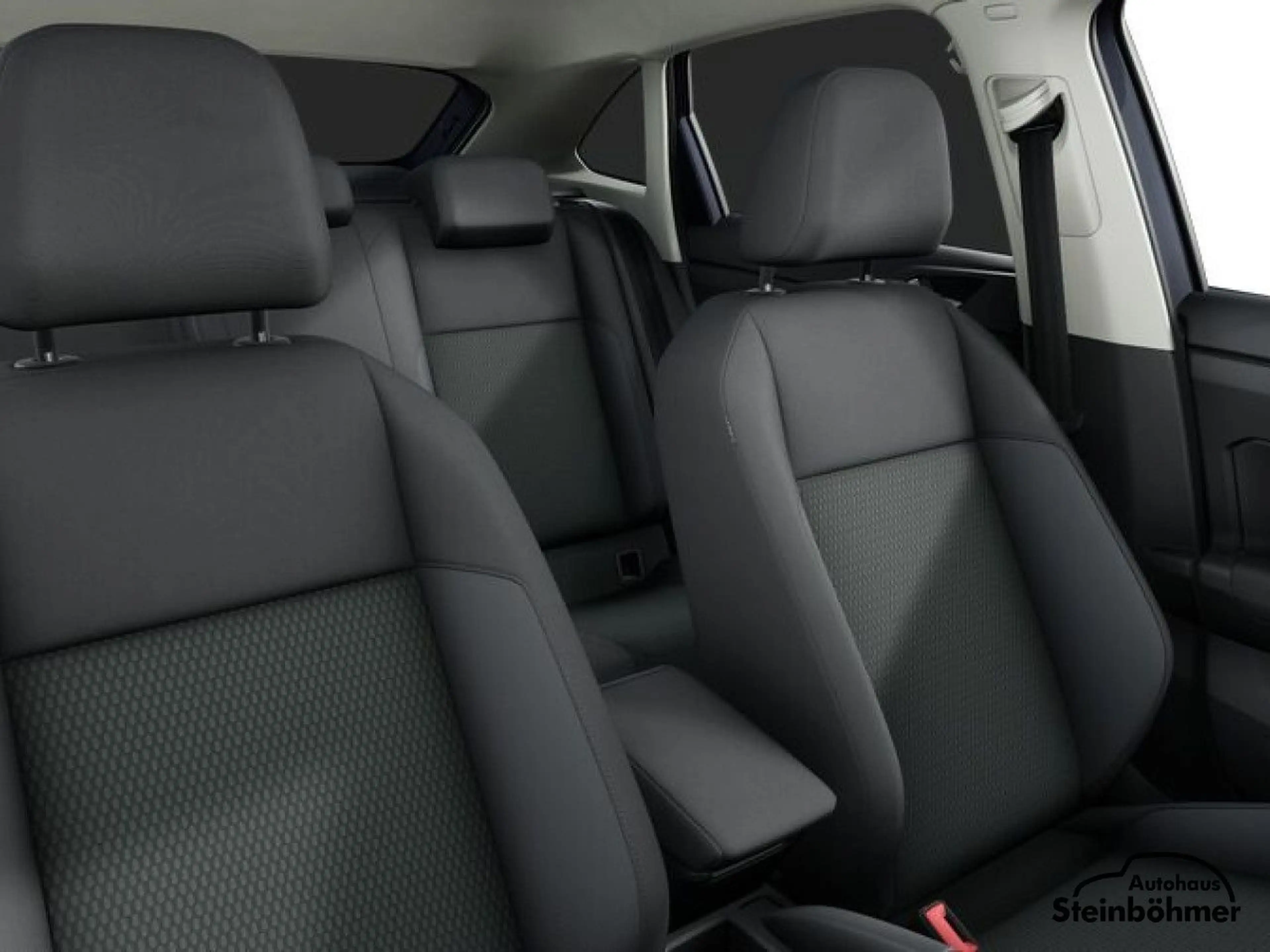 Volkswagen Taigo Life 1.0TSI DSG IQ.Light AppCon SHZ RearView — photo 4