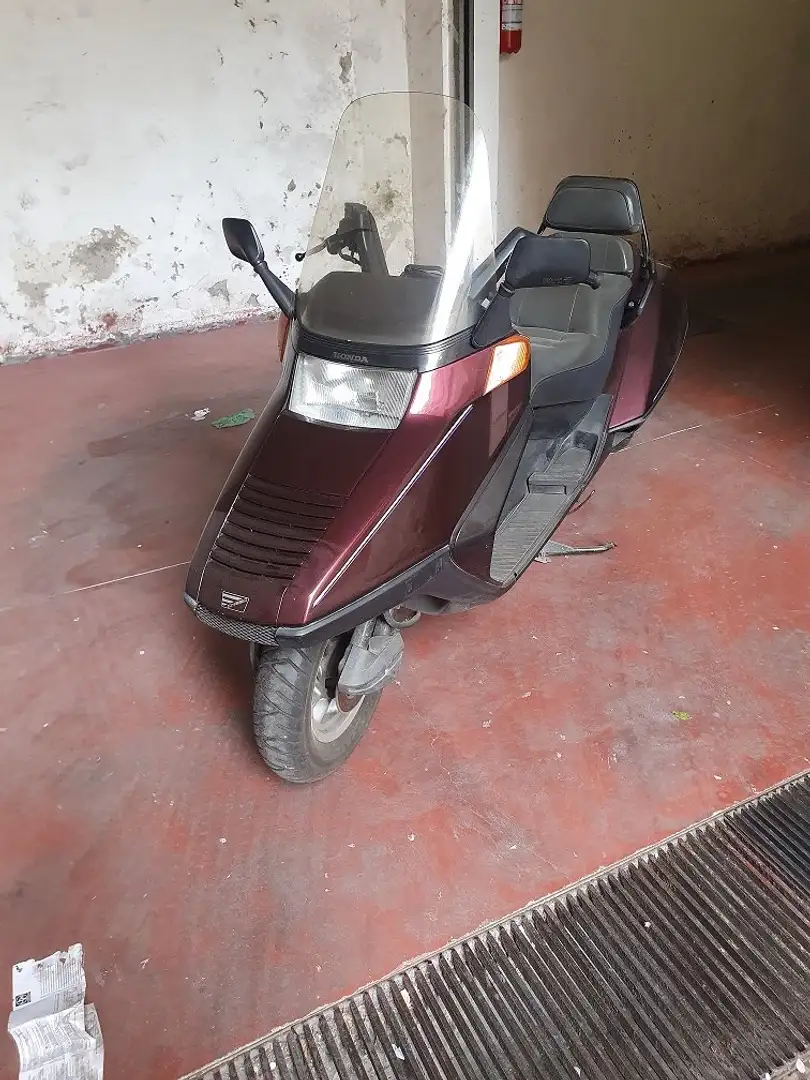 Honda CN 250 Red - 1