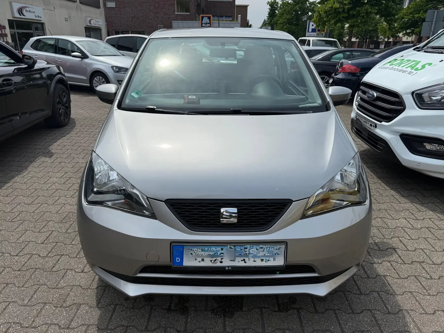 SEAT Mii Mii 1.0 Chic Silber - 1