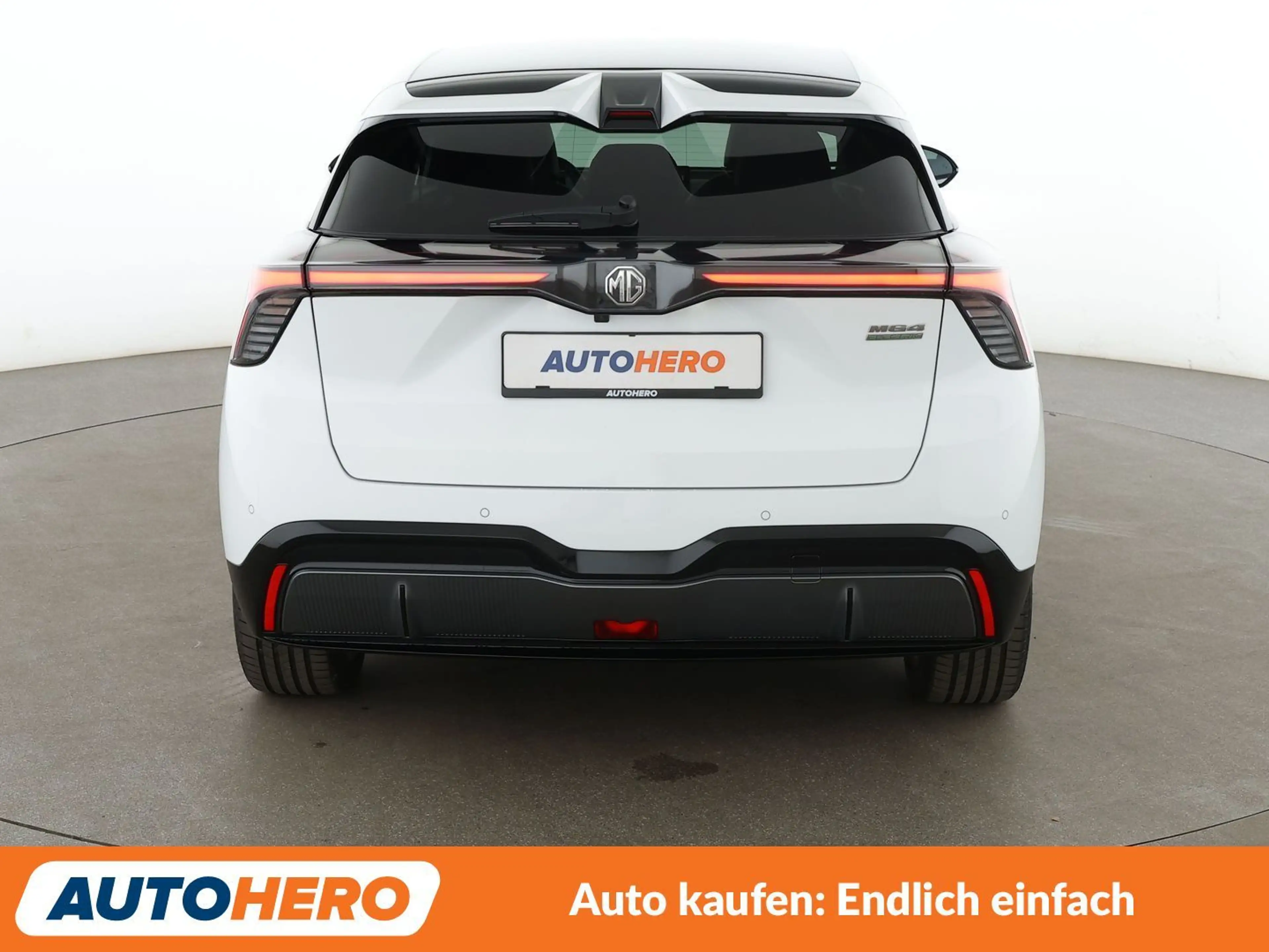 MG MG4 electric drive 320 kW Xpower AWD — photo 5