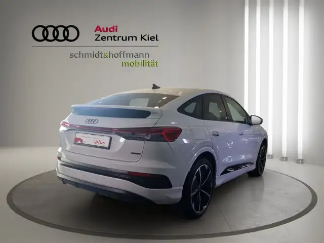 Audi Q4 E-Tron view 6