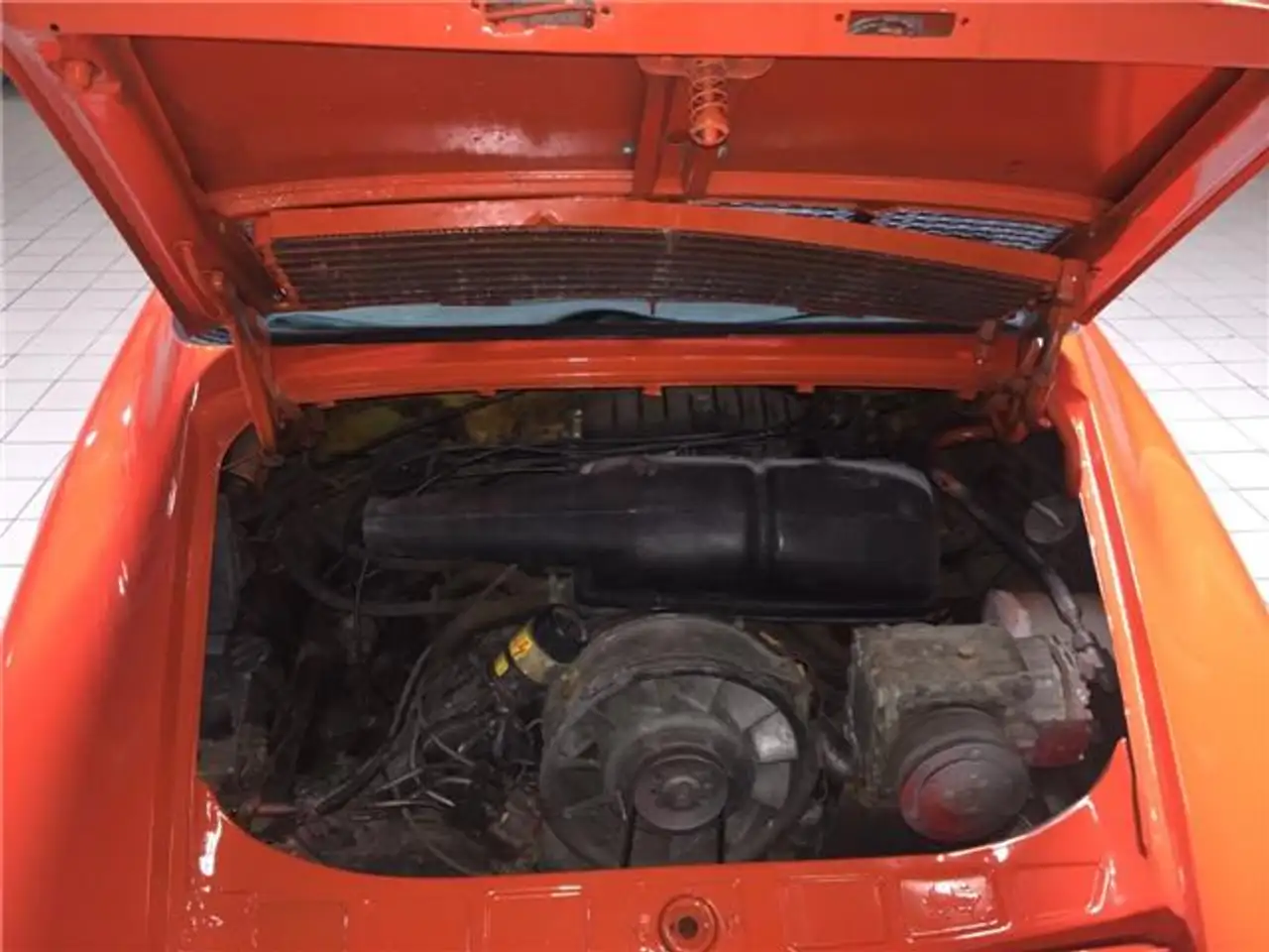 Porsche 911 Targa 2.4T, foto 4