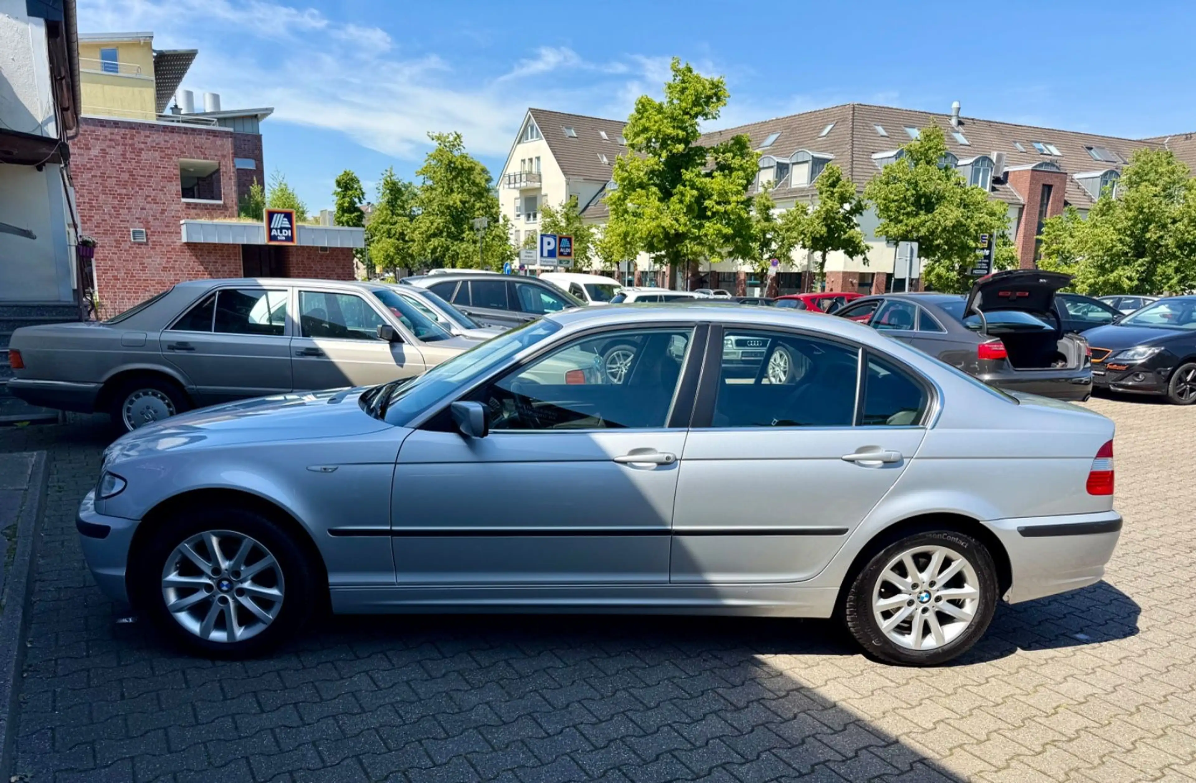 BMW 316 i Edition Exclusive * TÜV 05/27* — photo 5