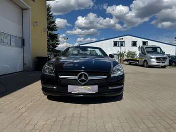 Avangarde 2.0 Turbo Deutsche Papiere