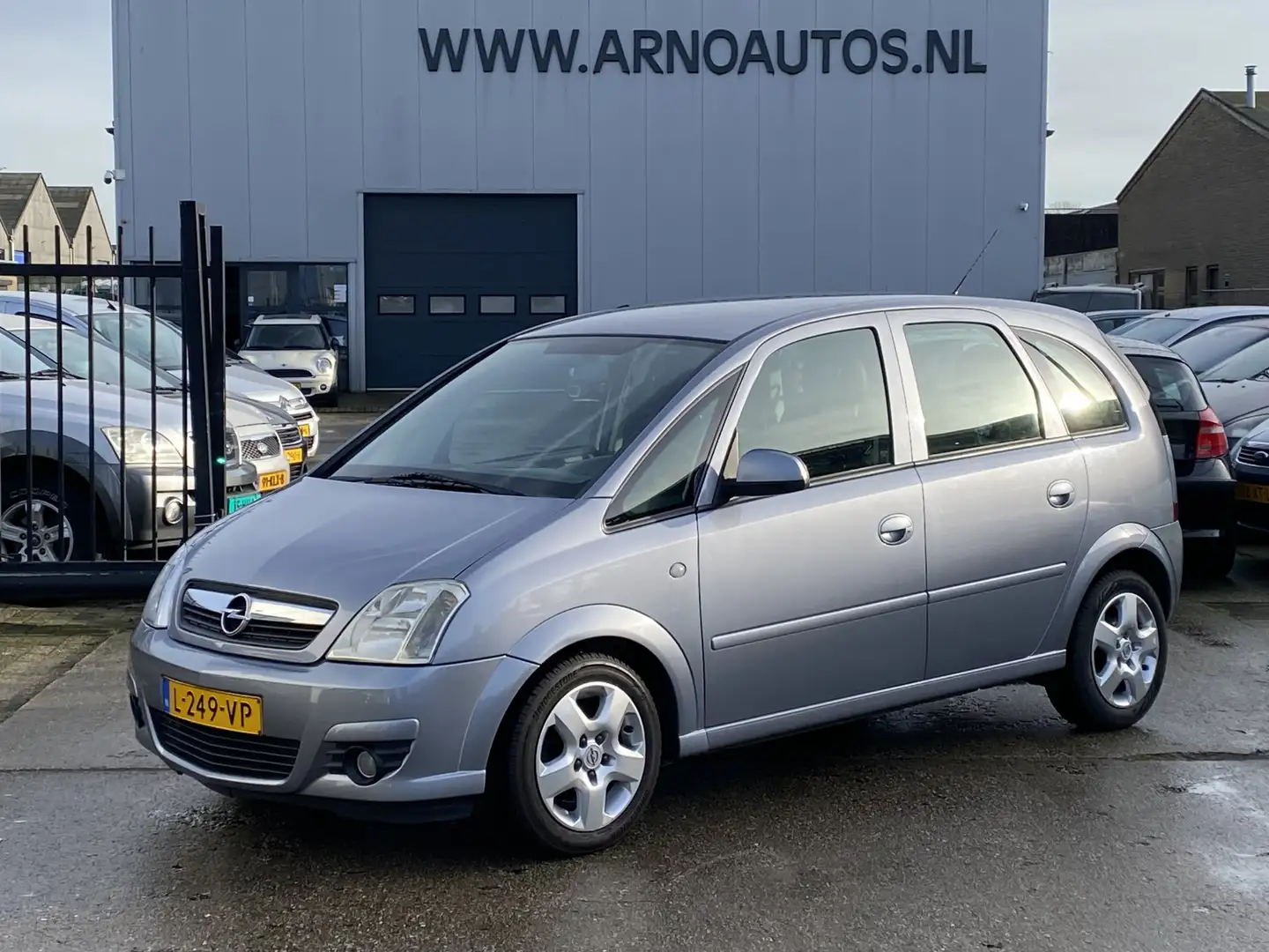 Opel Meriva 1.7 CDTi Edition, 191.708 KM, AIRCO(CLIMA), CRUISE Grijs - 1