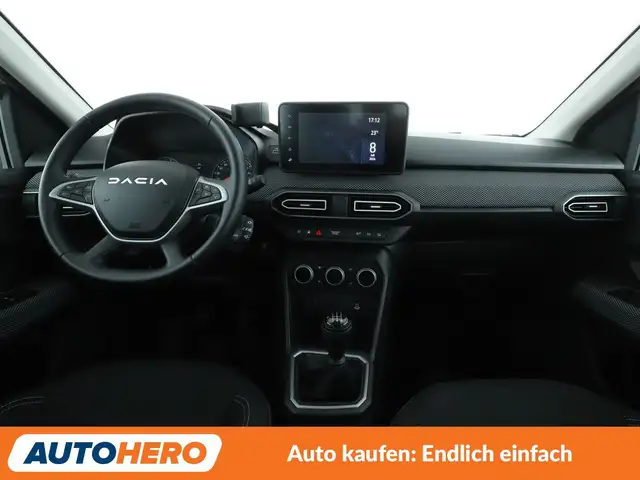 Dacia Sandero view 12