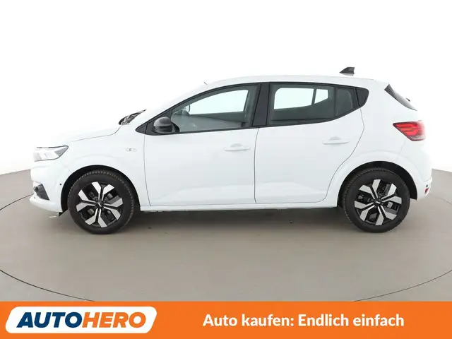 Dacia Sandero view 3