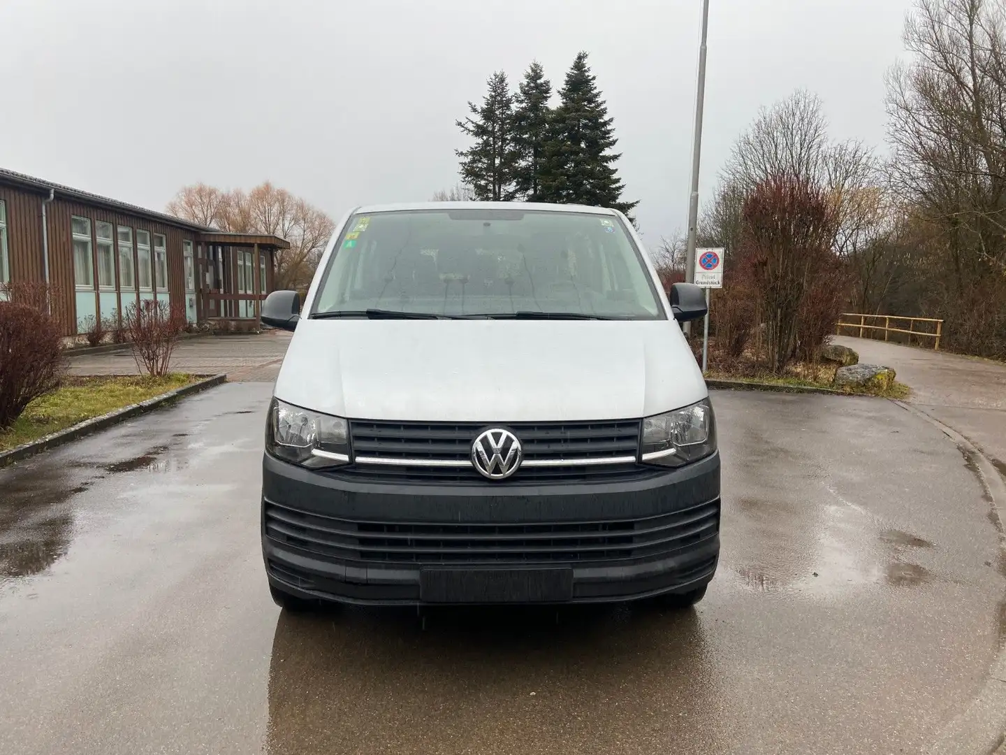 Volkswagen T6 Caravelle 9 Sitzer Silber - 2