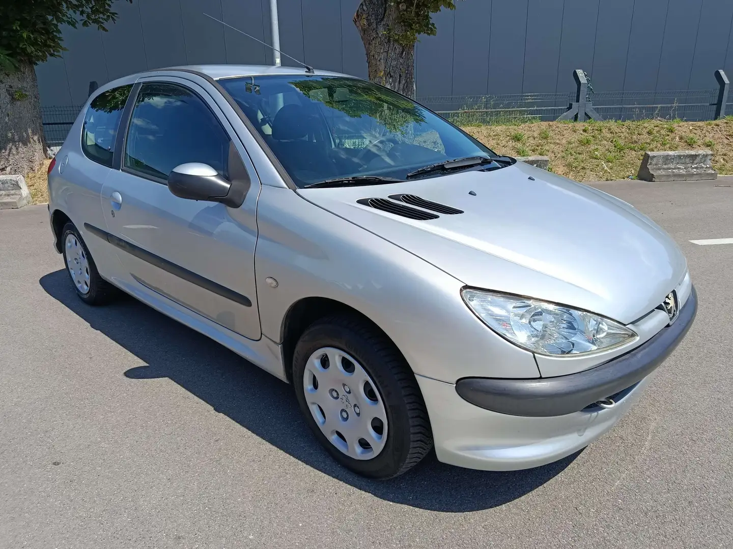 Peugeot 206 206 1.4i X-Line Gris - 2