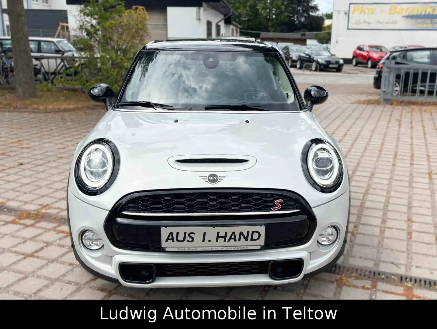 MINI Cooper S 5-trg.*Pano*Leder*Chili*TOP Silber - 2