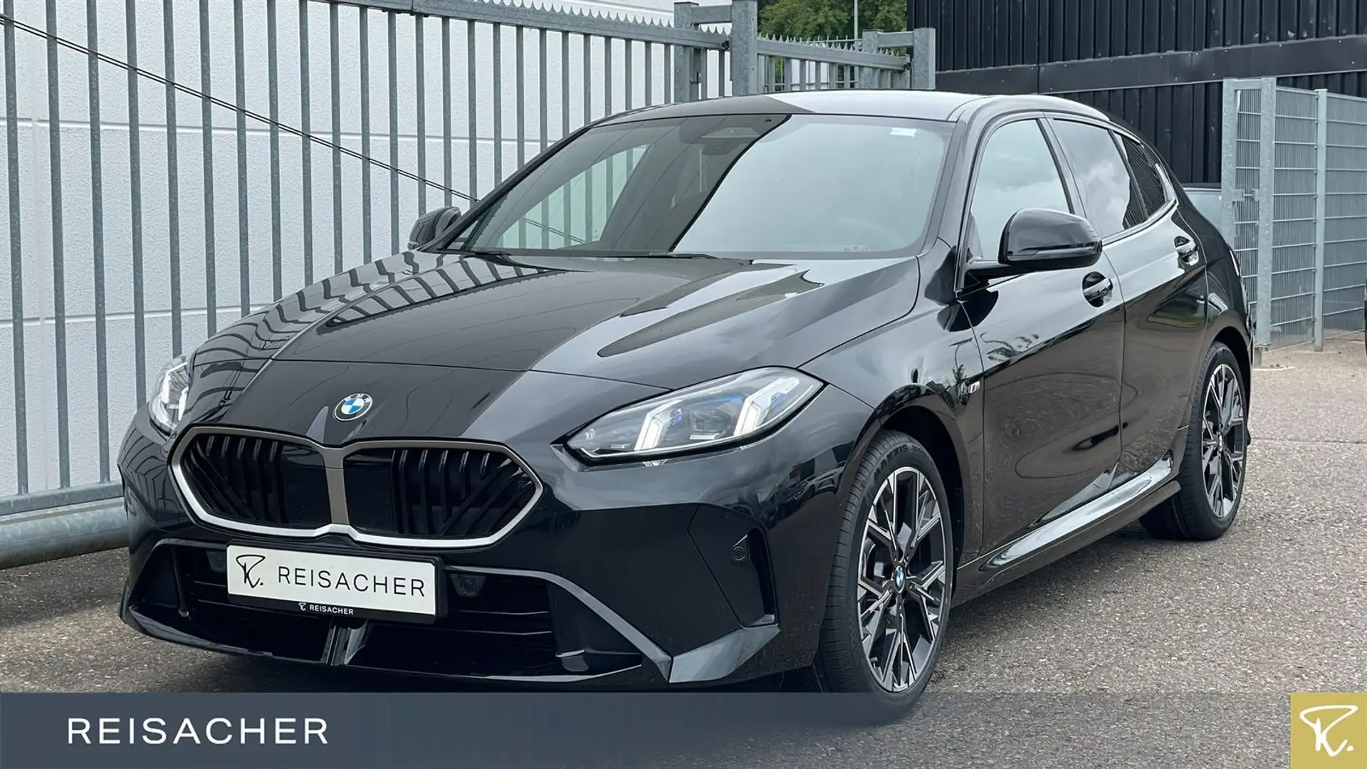 BMW 120 Sportpaket Autom. Parksystem Sportsitze Zwart - 1