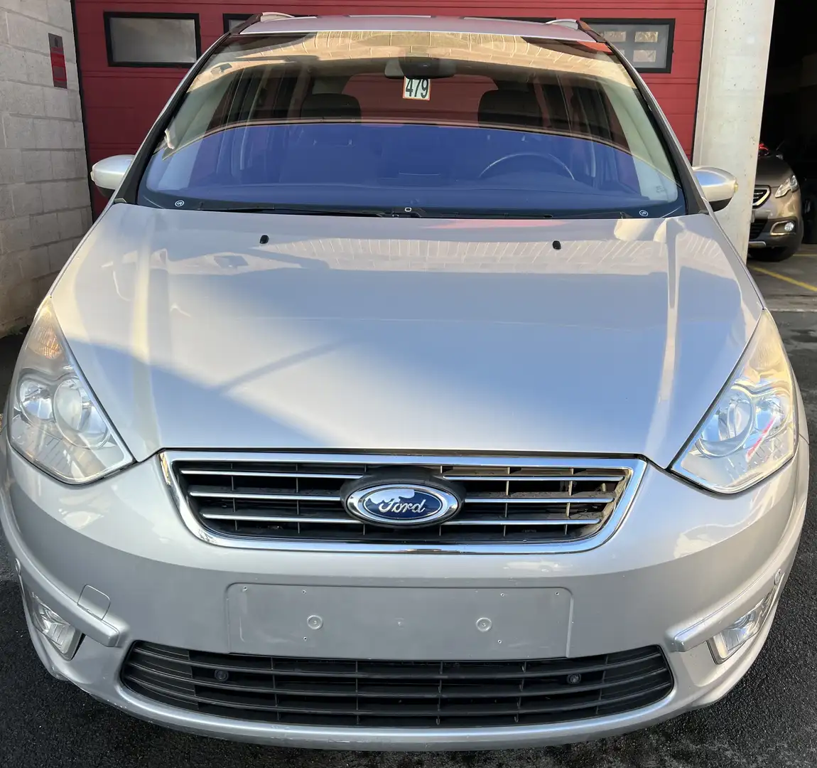 Ford Galaxy 2.0 TDCi Trend DPF / 7 PLACES + CLIM Grijs - 2