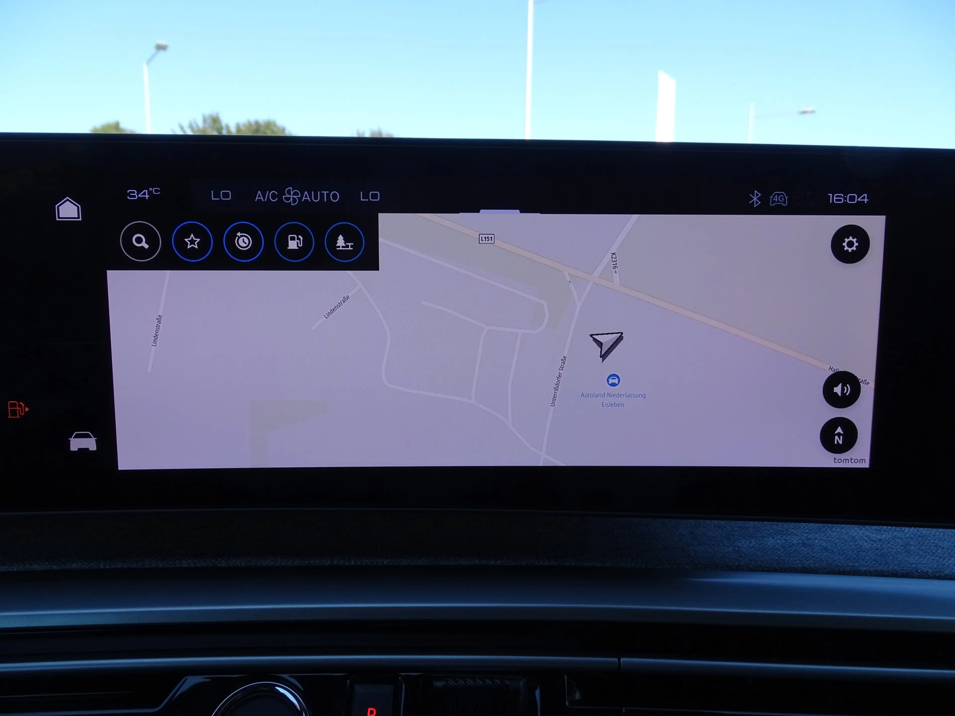 Peugeot 5008 GT 1.2 Hybrid Aut. Matrix ACC Navi 360° — photo 11