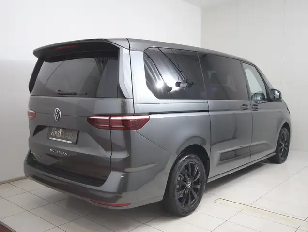 Volkswagen T7 Multivan VW T7 Multivan Edition ÜH eHybrid 180 kW 4M Ansicht 4
