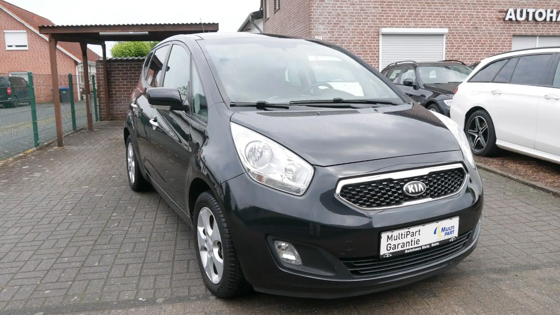 Kia Venga FIFA WORLD CUP EDITION Schwarz - 1